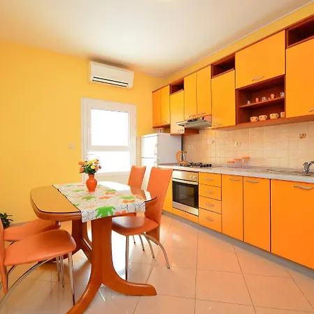 Mornar-4 By Interhome Lejlighed Trogir